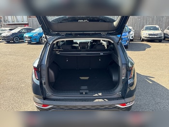 Used Hyundai TUCSON 2023 for sale - 79232405: Photo