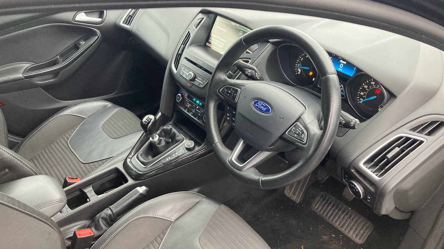 Used Ford Focus 2016 for sale - 76829562: Photo 11