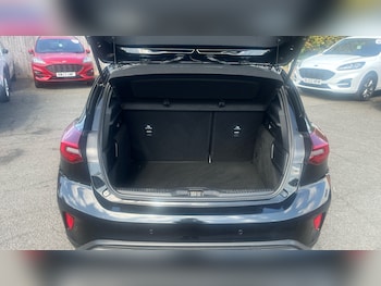 Used Ford Focus 2023 for sale - 78190935: Photo