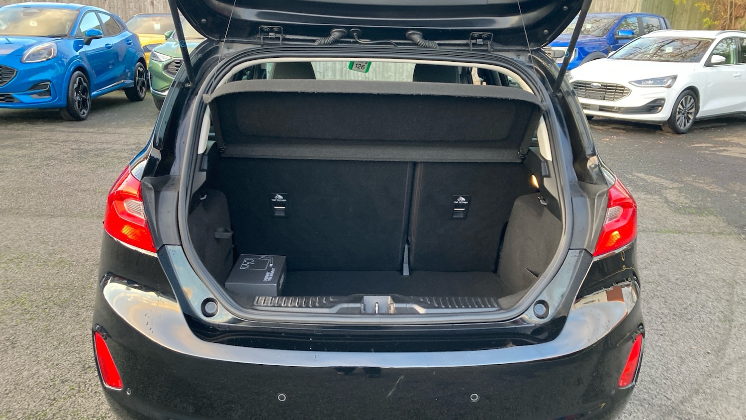 Used Ford Fiesta 2017 for sale - 76637574: Photo 4