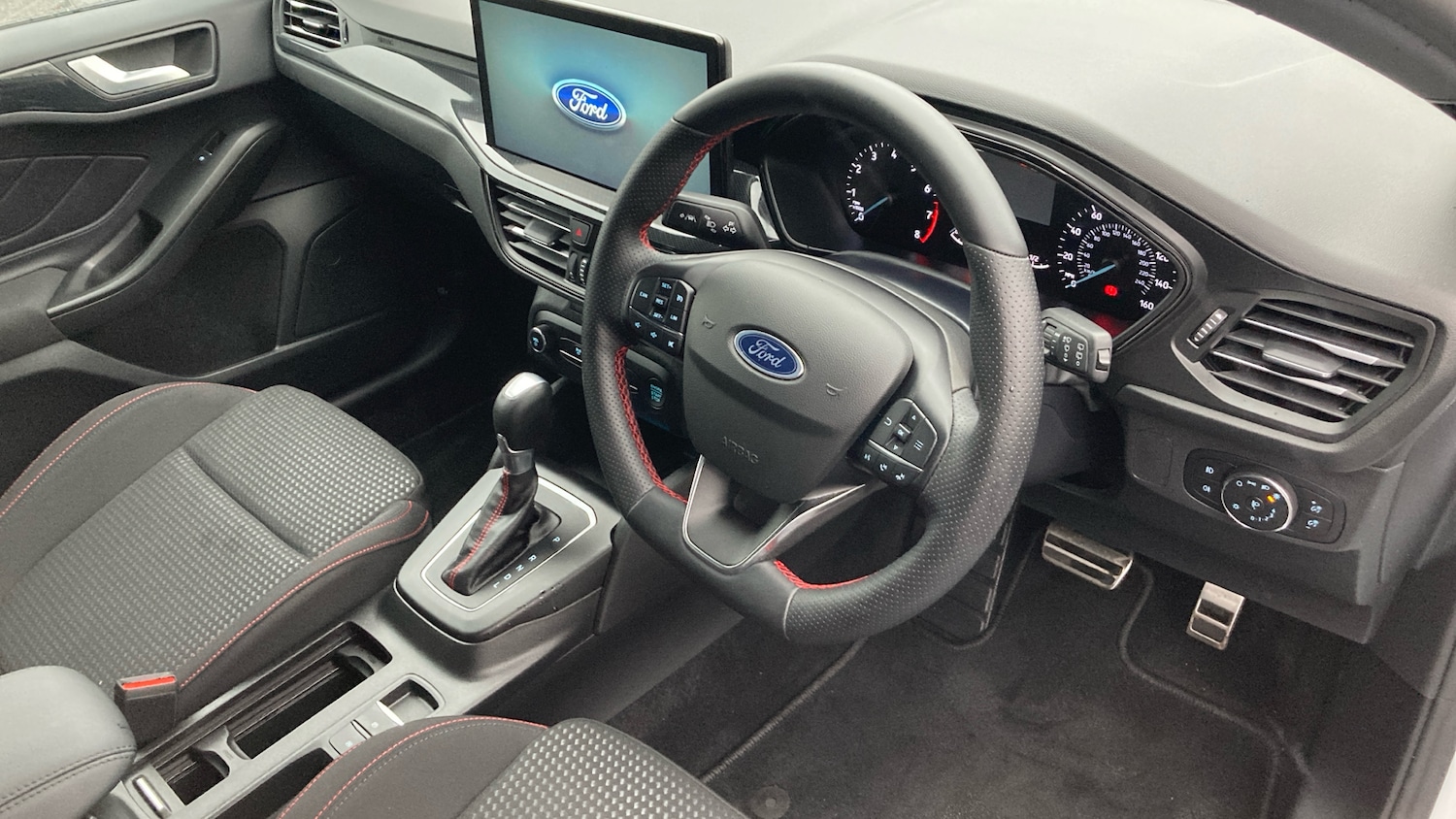 Used Ford Focus 2024 for sale - 76669109: Photo 11