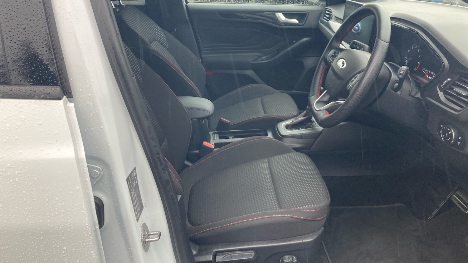 Used Ford Focus 2024 for sale - 76669109: Photo 23