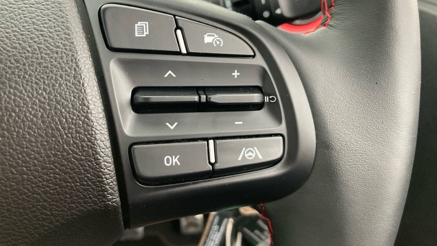 Used Hyundai i10 2024 for sale - 77416889: Photo 25