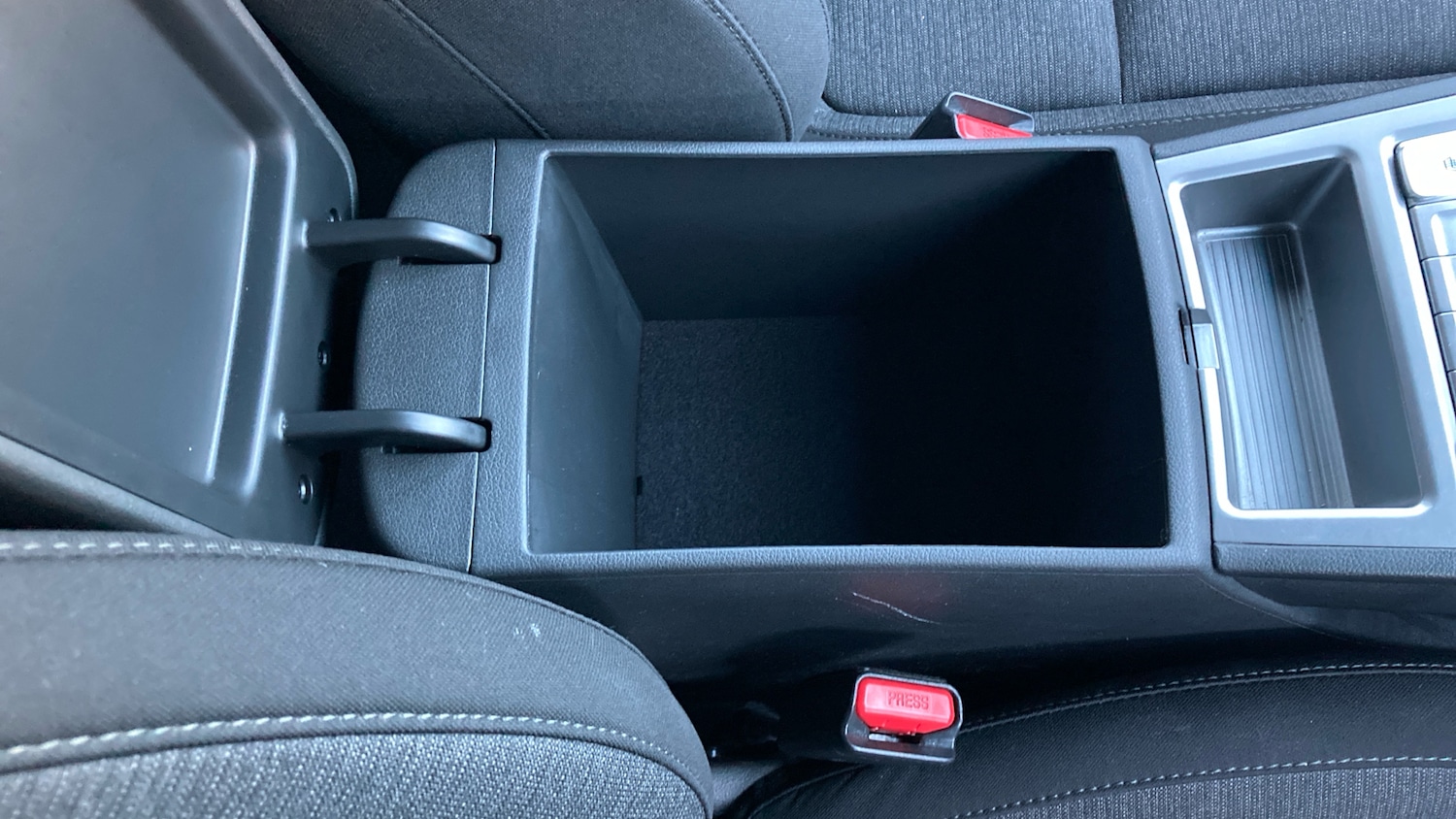 Used Hyundai KONA 2022 for sale - 76817440: Photo 34