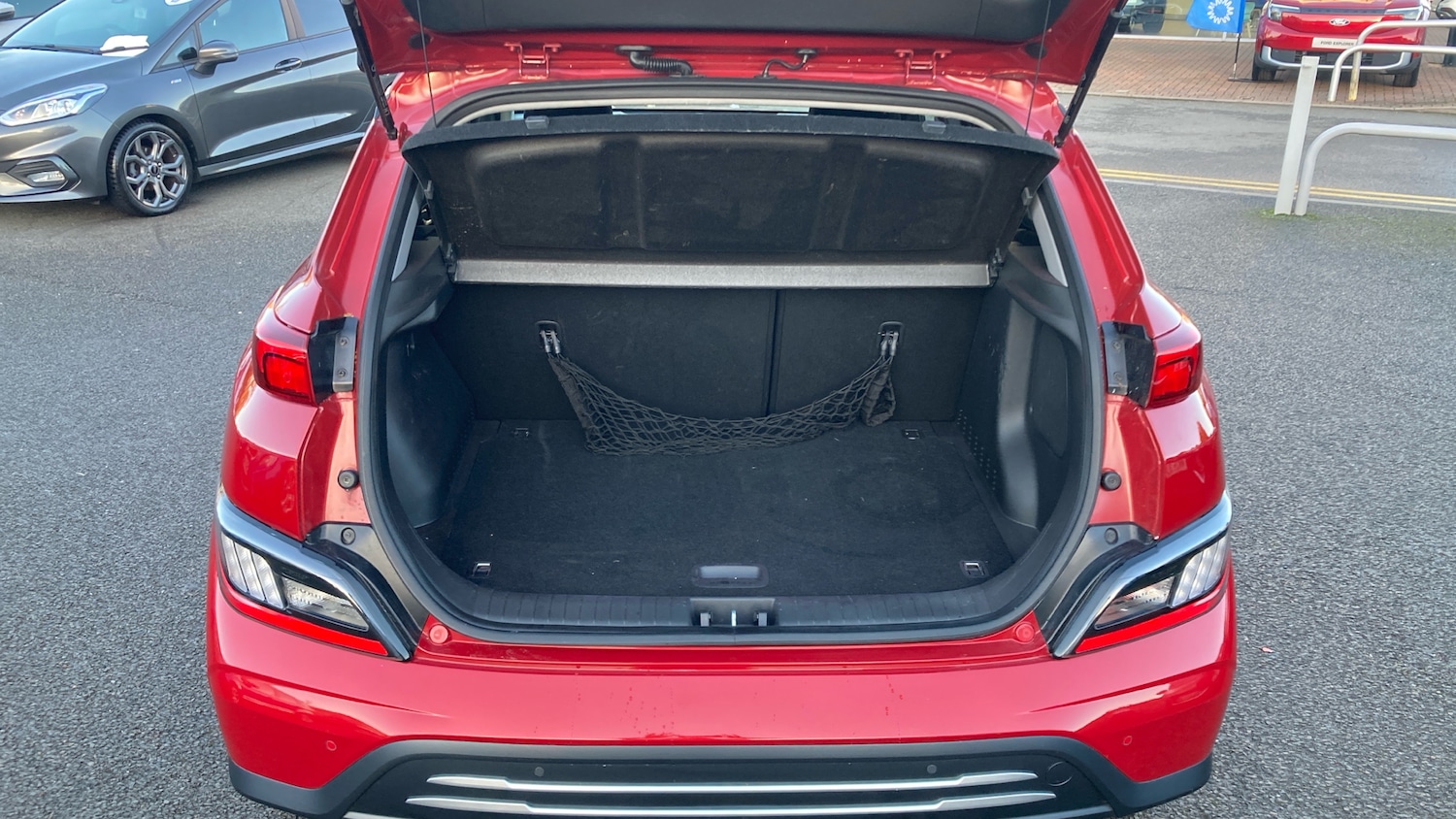 Used Hyundai KONA 2022 for sale - 76817440: Photo 4