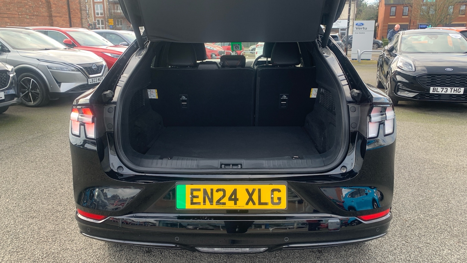 Used Ford Mustang Mach-E 2024 for sale - 77662441: Photo 4