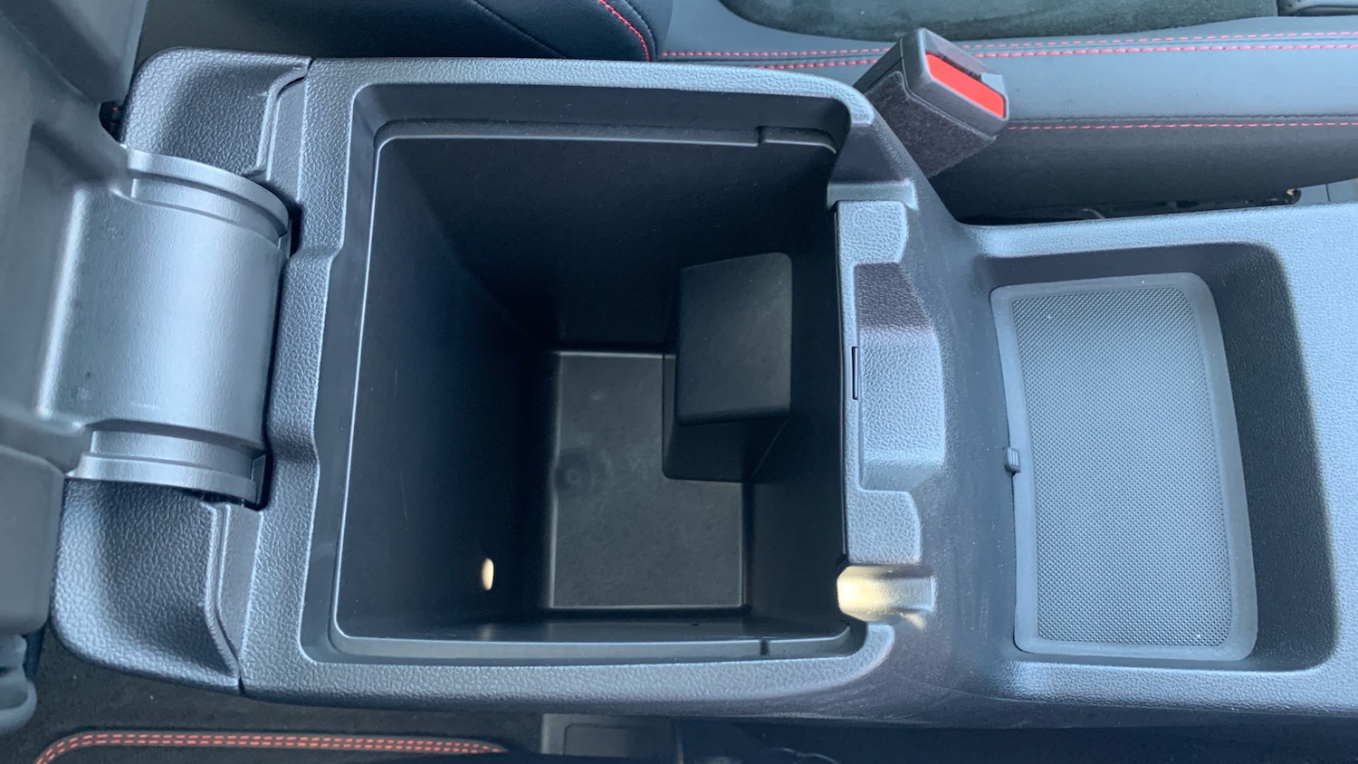 Used Ford Kuga 2025 for sale - 78168693: Photo 38