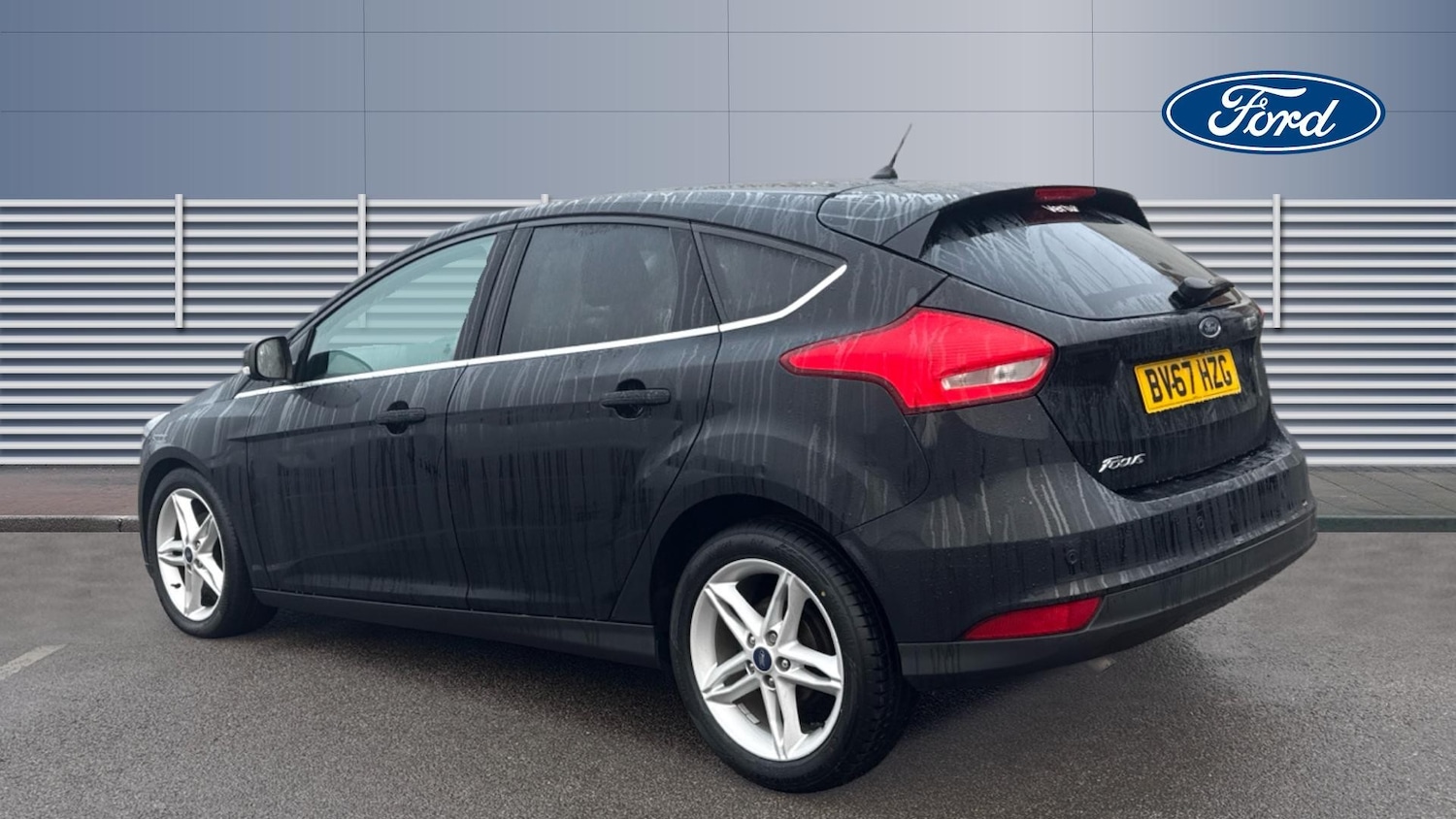 Used Ford Focus 2017 for sale - 76941249: Photo 2