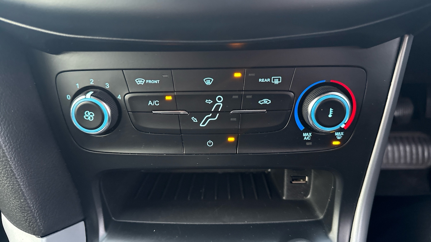 Used Ford Focus 2017 for sale - 76941249: Photo 23