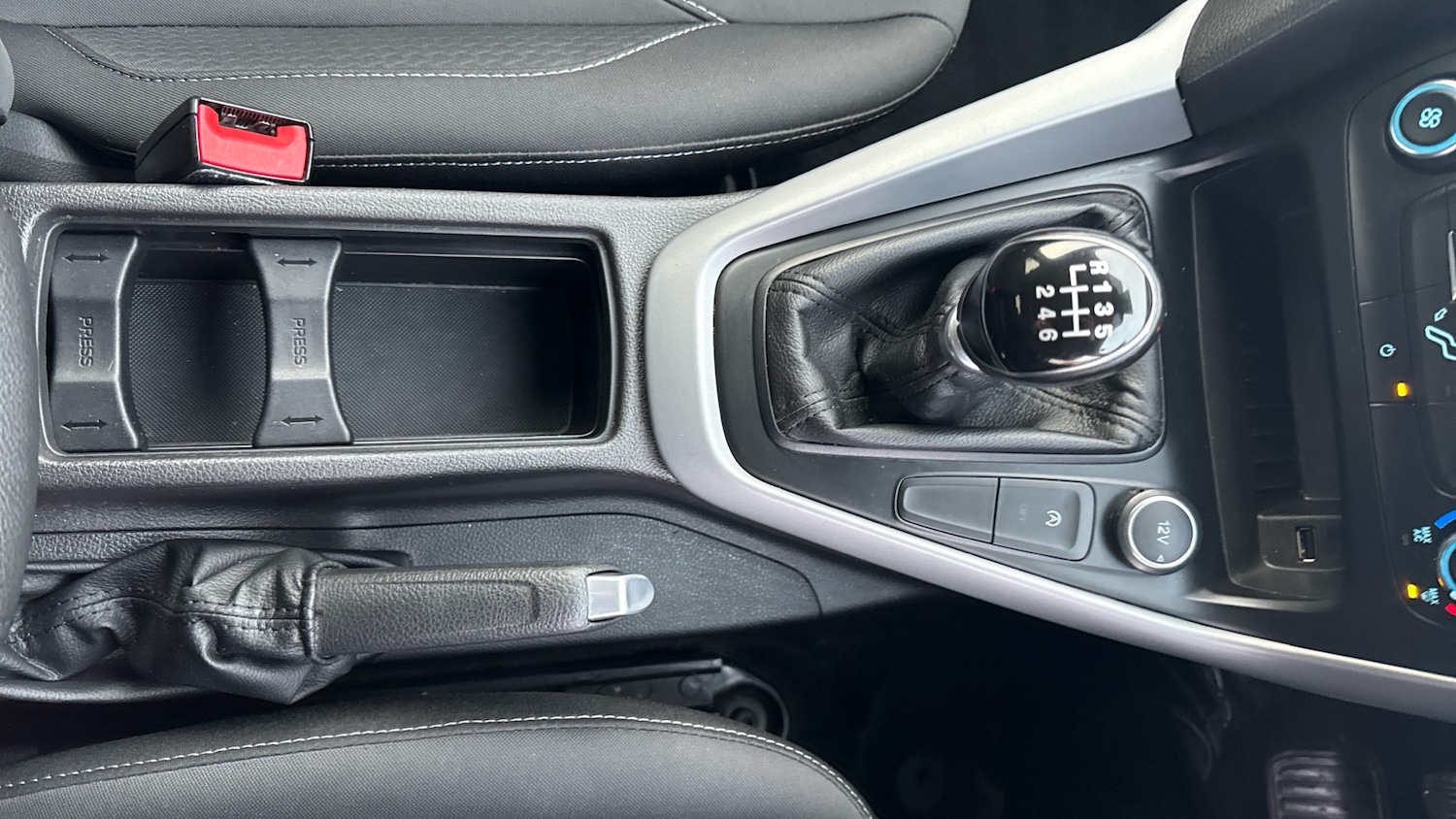 Used Ford Focus 2017 for sale - 76941249: Photo 25