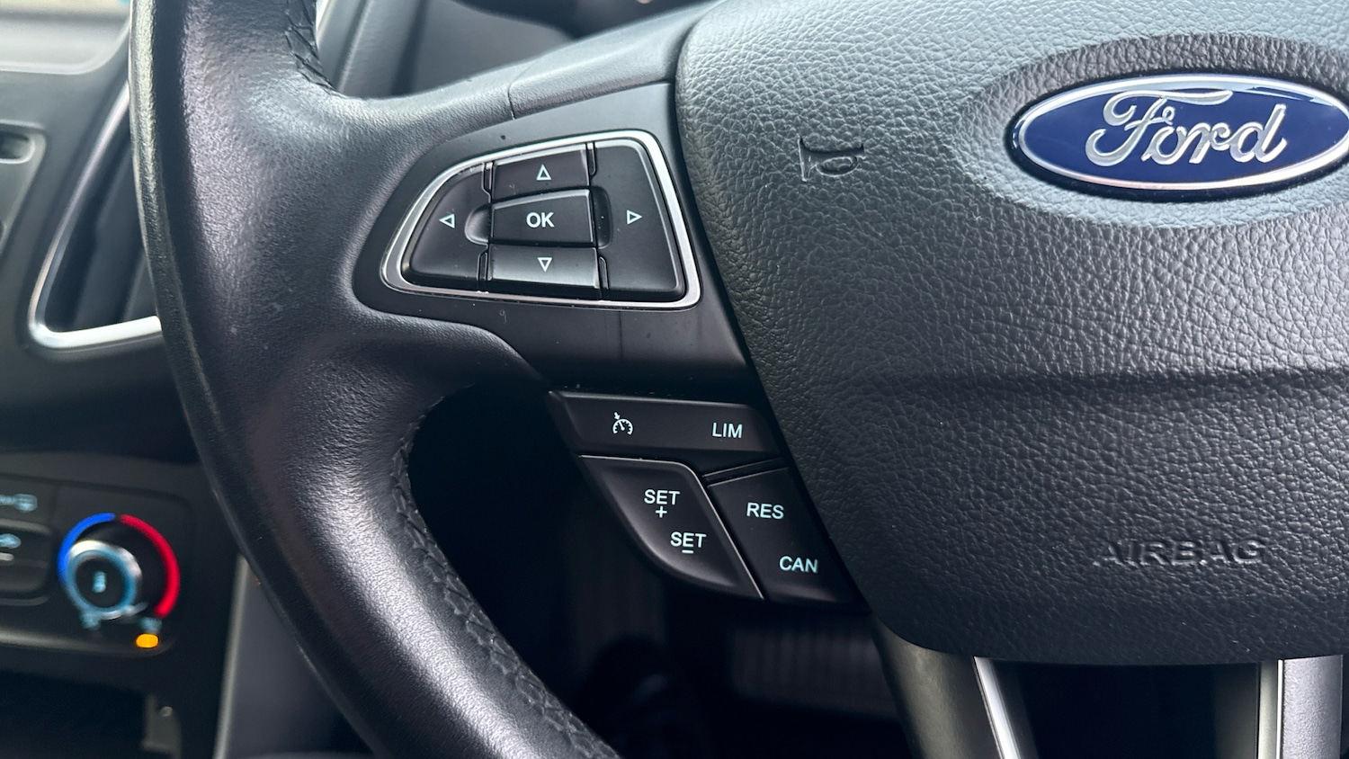 Used Ford Focus 2017 for sale - 76941249: Photo 32