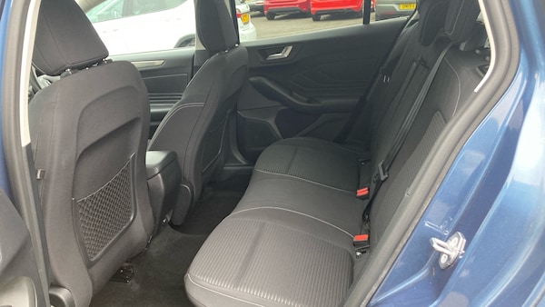 Used Ford Focus 2018 for sale - 76100863: Photo 16