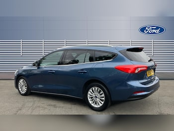 Used Ford Focus 2018 for sale - 76100863: Photo 2