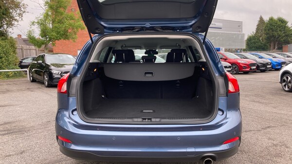 Used Ford Focus 2018 for sale - 76100863: Photo 4