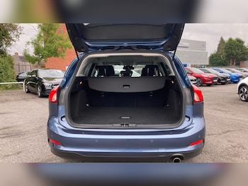 Used Ford Focus 2018 for sale - 76100863: Photo 4
