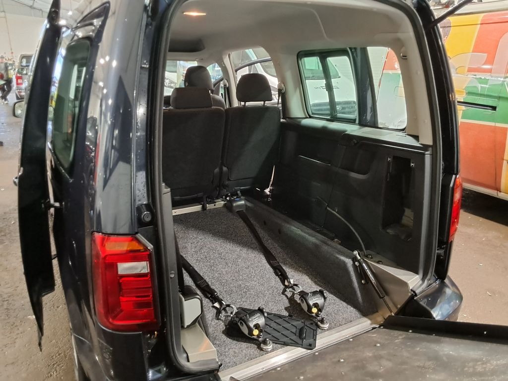 Used Volkswagen Caddy Maxi Life 2020 for sale - 77035764: Photo 2