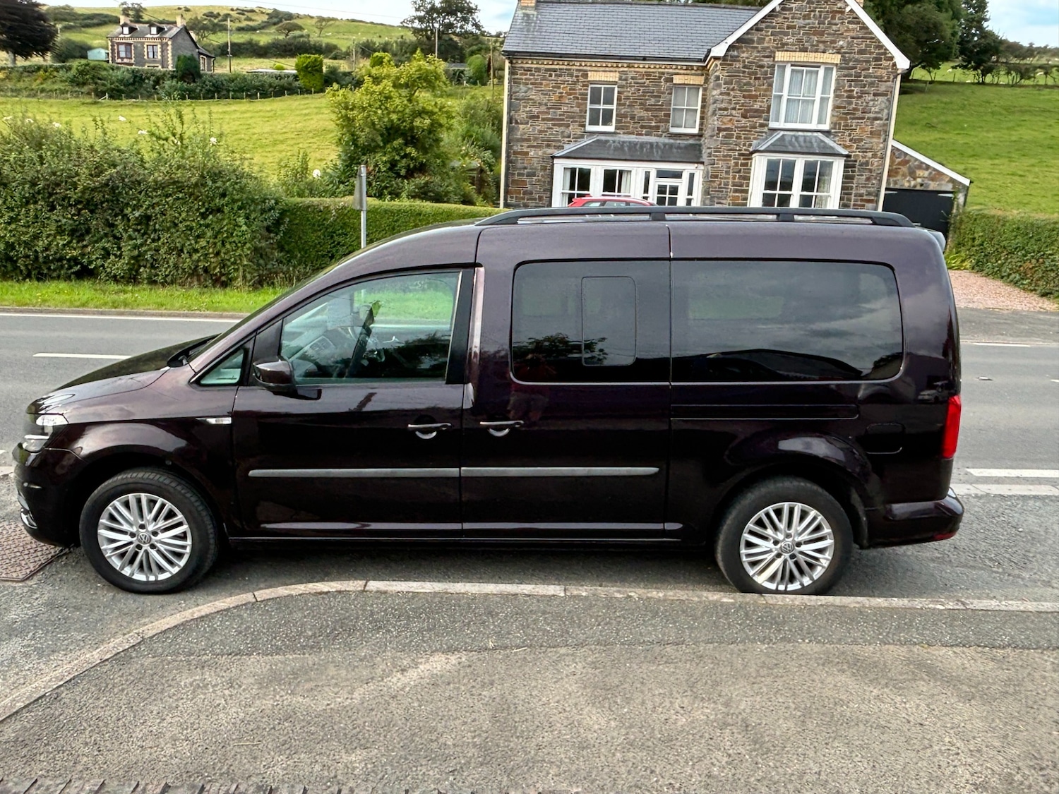 Used Volkswagen Caddy Maxi Life 2019 for sale - 76440023: Photo 1