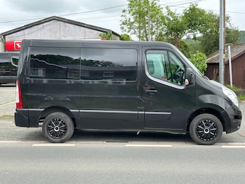 Renault Master feature image