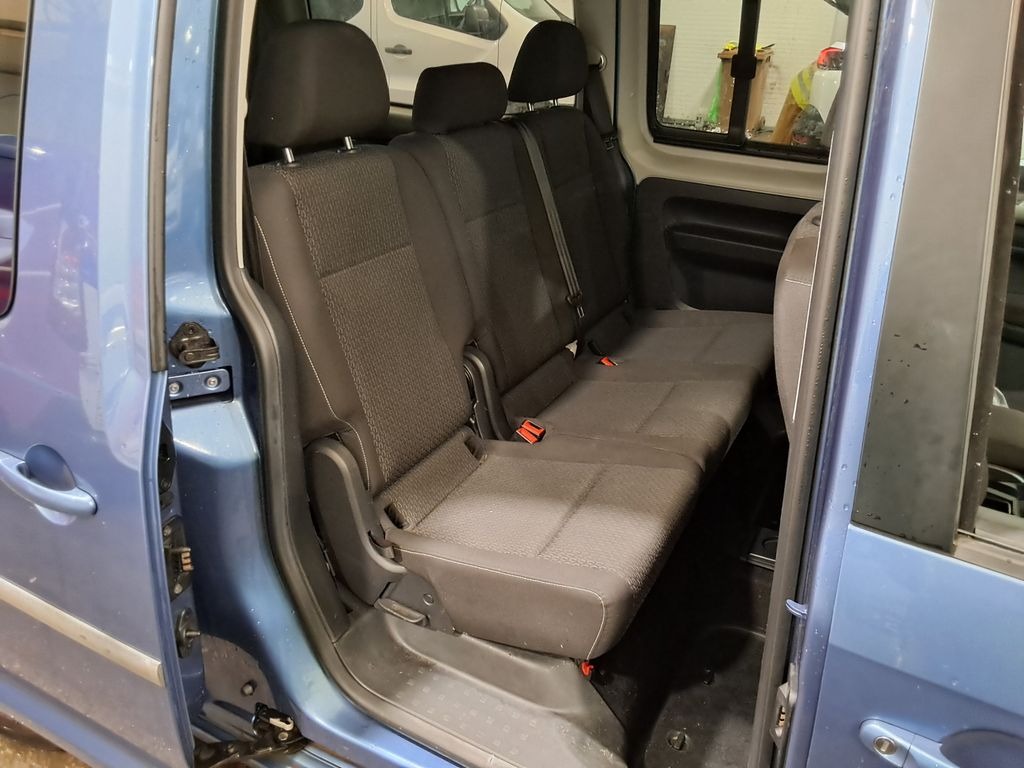 Used Volkswagen Caddy Maxi Life 2018 for sale - 76477450: Photo 10