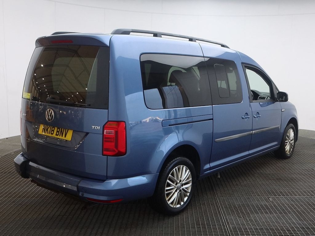 Used Volkswagen Caddy Maxi Life 2018 for sale - 76477450: Photo 5