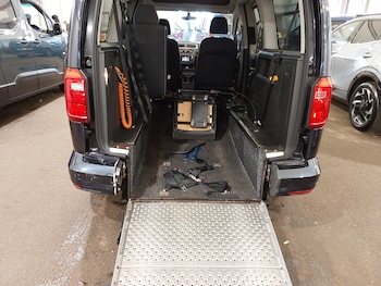 Used Volkswagen Caddy Maxi Life 2021 for sale - 78643911: Photo