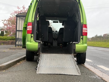 Used Volkswagen Caddy Maxi Life 2015 for sale - 78283040: Photo