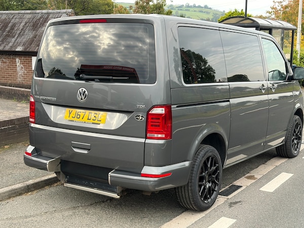 Used Volkswagen Transporter Shuttle 2017 for sale - 76046852: Photo 12