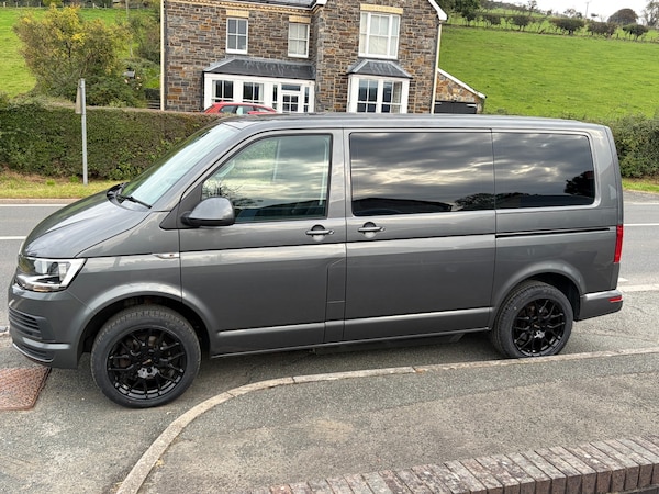 Used Volkswagen Transporter Shuttle 2017 for sale - 76046852: Photo 16