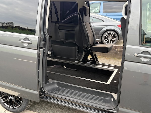 Used Volkswagen Transporter Shuttle 2017 for sale - 76046852: Photo 6