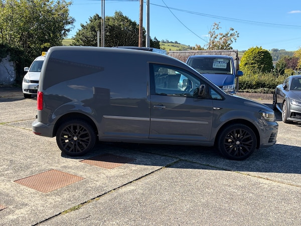 Used Volkswagen Caddy 2017 for sale - 76079575: Photo 2