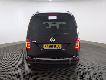 Used Volkswagen Caddy Maxi Life 2018 for sale - 79067536: Photo
