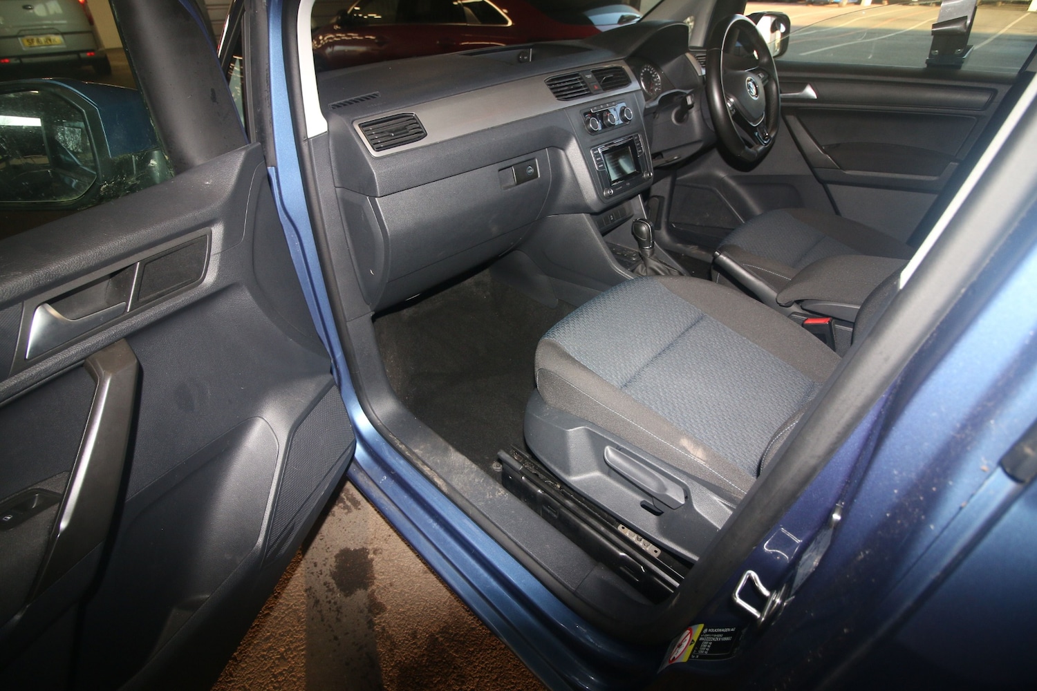 Used Volkswagen Caddy Maxi Life 2019 for sale - 77125969: Photo 10