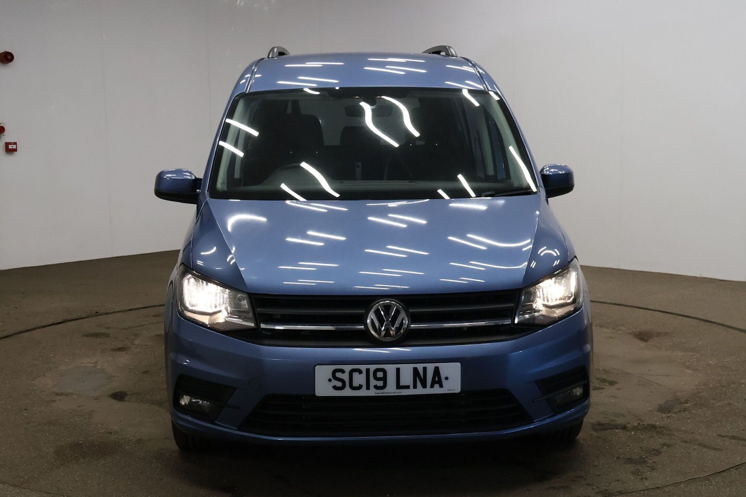 Used Volkswagen Caddy Maxi Life 2019 for sale - 77125969: Photo 3