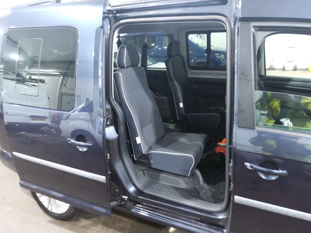 Used Volkswagen Caddy Maxi Life 2020 for sale - 77035770: Photo 11