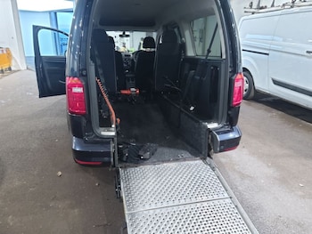 Used Volkswagen Caddy Maxi Life 2020 for sale - 77035770: Photo