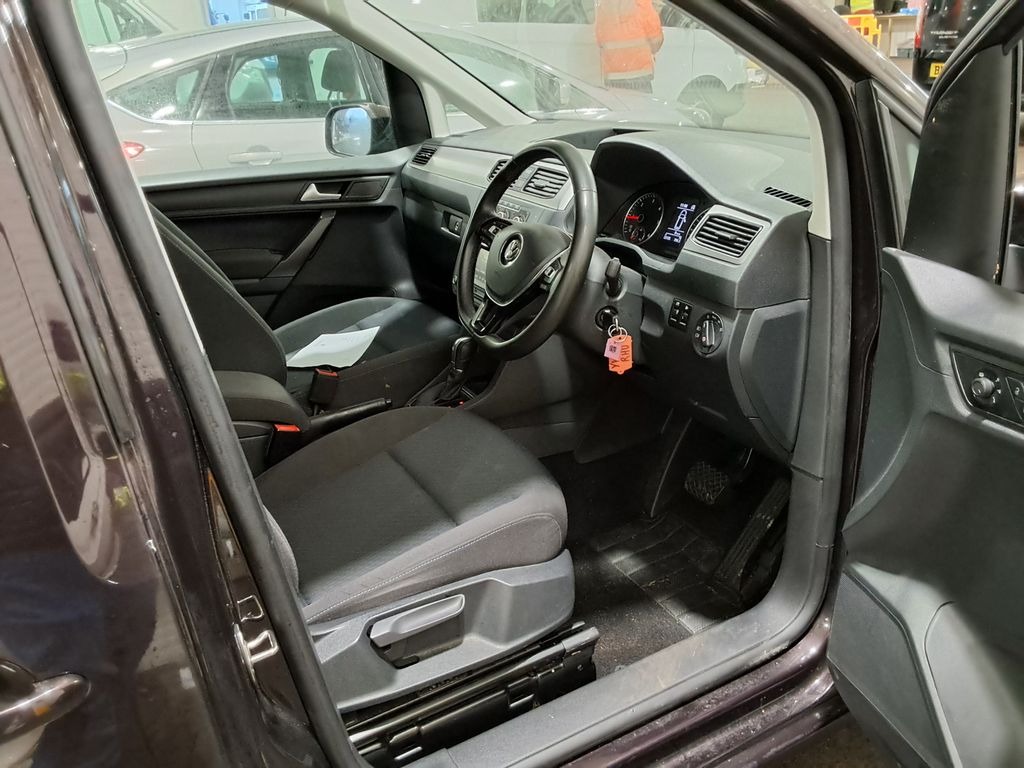 Used Volkswagen Caddy Maxi Life 2019 for sale - 77350210: Photo 11