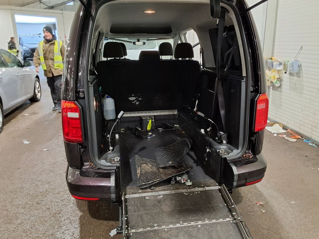 Used Volkswagen Caddy Maxi Life 2019 for sale - 77350210: Photo 2