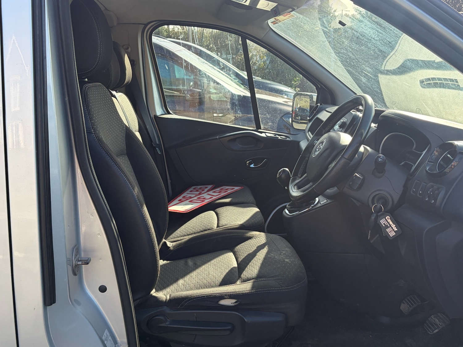 Used Vauxhall Vivaro 2016 for sale - 77636162: Photo 11