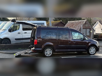 2019 (19) - 2.0 TDI 5dr DSG WHEELCHAIR ACCESSIBLE WAV