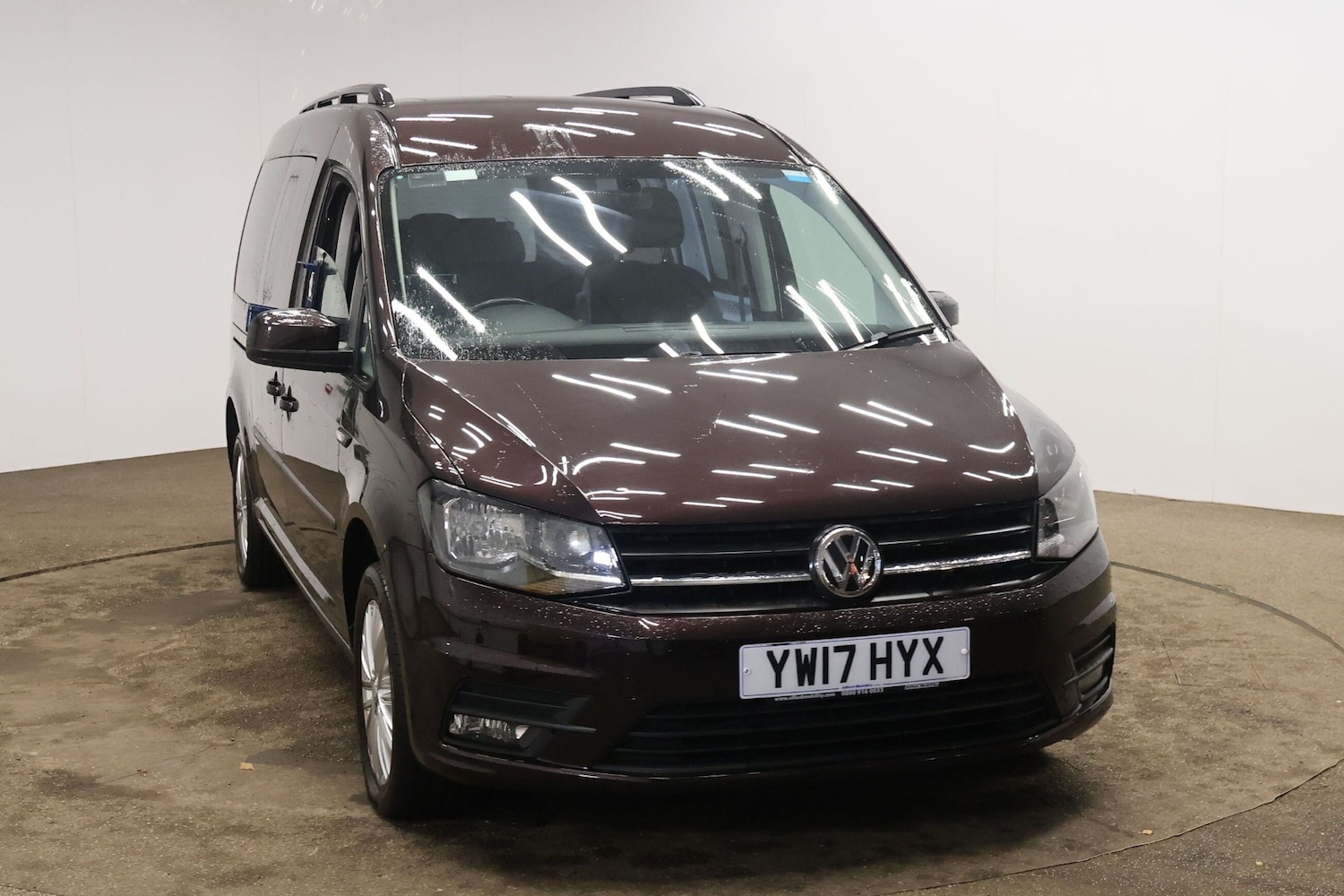 Used Volkswagen Caddy Maxi Life 2017 for sale - 77127336: Photo 3