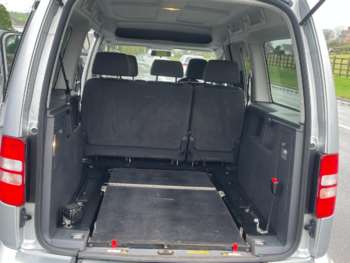 Used Volkswagen Caddy Maxi Life 2015 for sale - 71302409: Photo