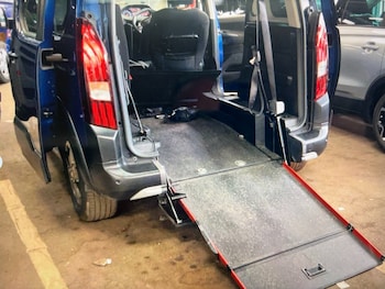 Used Peugeot Rifter 2023 for sale - 78858731: Photo