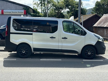 Used Vauxhall Vivaro 2018 for sale - 76940424: Photo