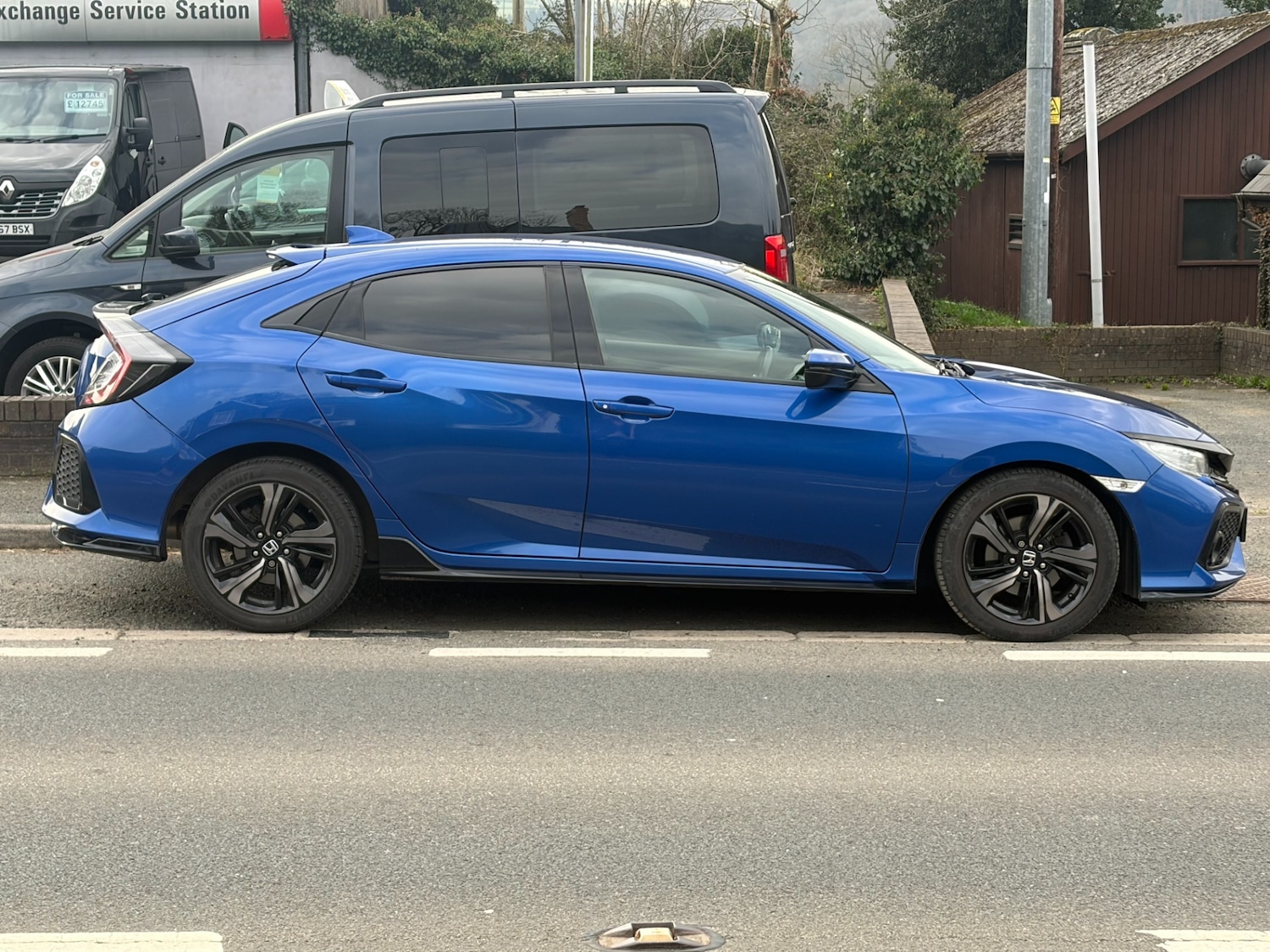 Used Honda Civic 2017 for sale - 77759090: Photo 4