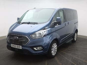 Used Ford Tourneo Custom 2019 for sale - 79787439: Photo