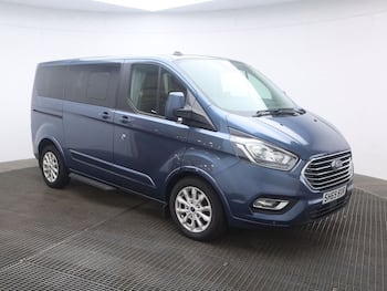 Used Ford Tourneo Custom 2019 for sale - 79787439: Photo