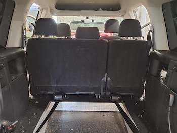 Used Volkswagen Caddy Maxi Life 2019 for sale - 78162219: Photo