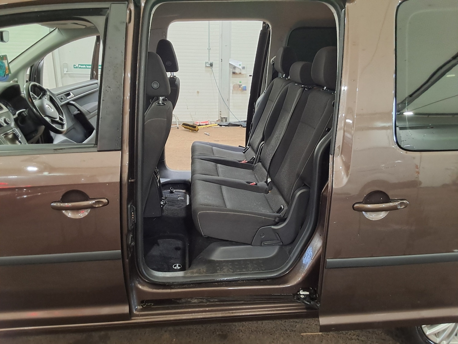 Used Volkswagen Caddy Maxi Life 2019 for sale - 78162219: Photo 6