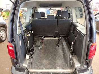 Used Volkswagen Caddy Maxi Life 2019 for sale - 78497073: Photo