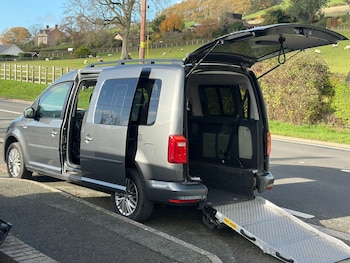 Used Volkswagen Caddy Maxi Life 2019 for sale - 76477384: Photo